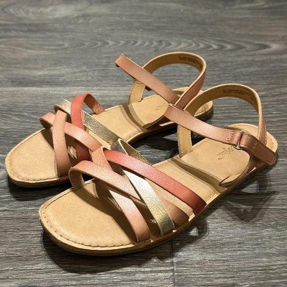 Cat and Jack Hook and Loop Strappy Sandals Pink Rose Gold Metallic Size 4 - Picture 3 of 8